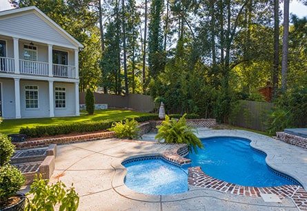 Another example of an inground fiberglass pool